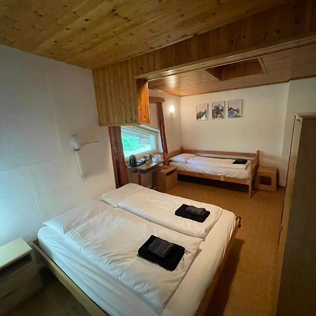Hotel Picchio Rosso - Stanza Privata Con Bagno In Val Di Fassa Pera Exterior foto
