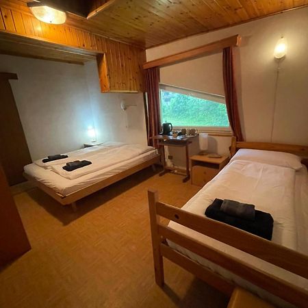 Hotel Picchio Rosso - Stanza Privata Con Bagno In Val Di Fassa Pera Exterior foto